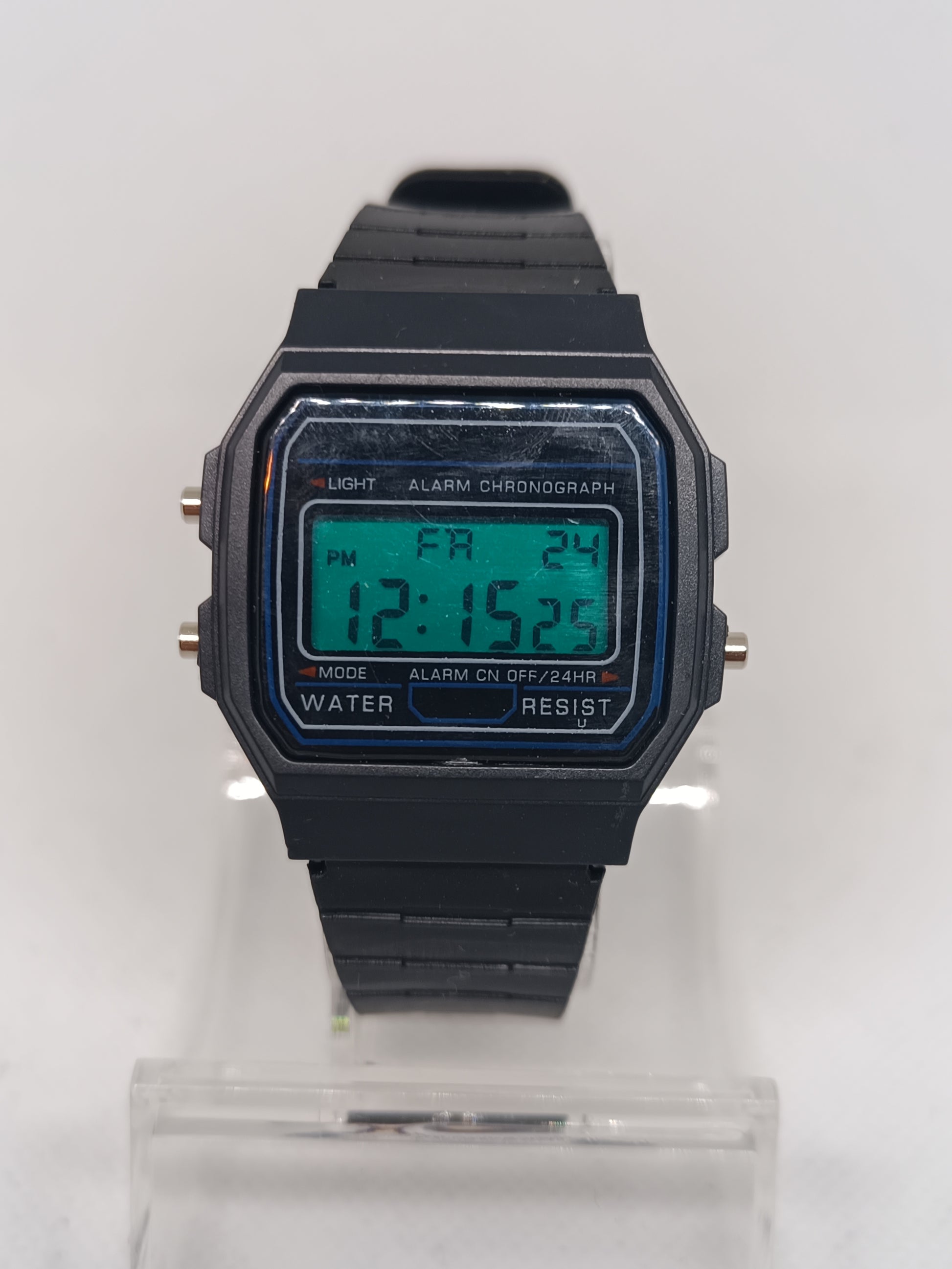 Casio style watch with green screen mod