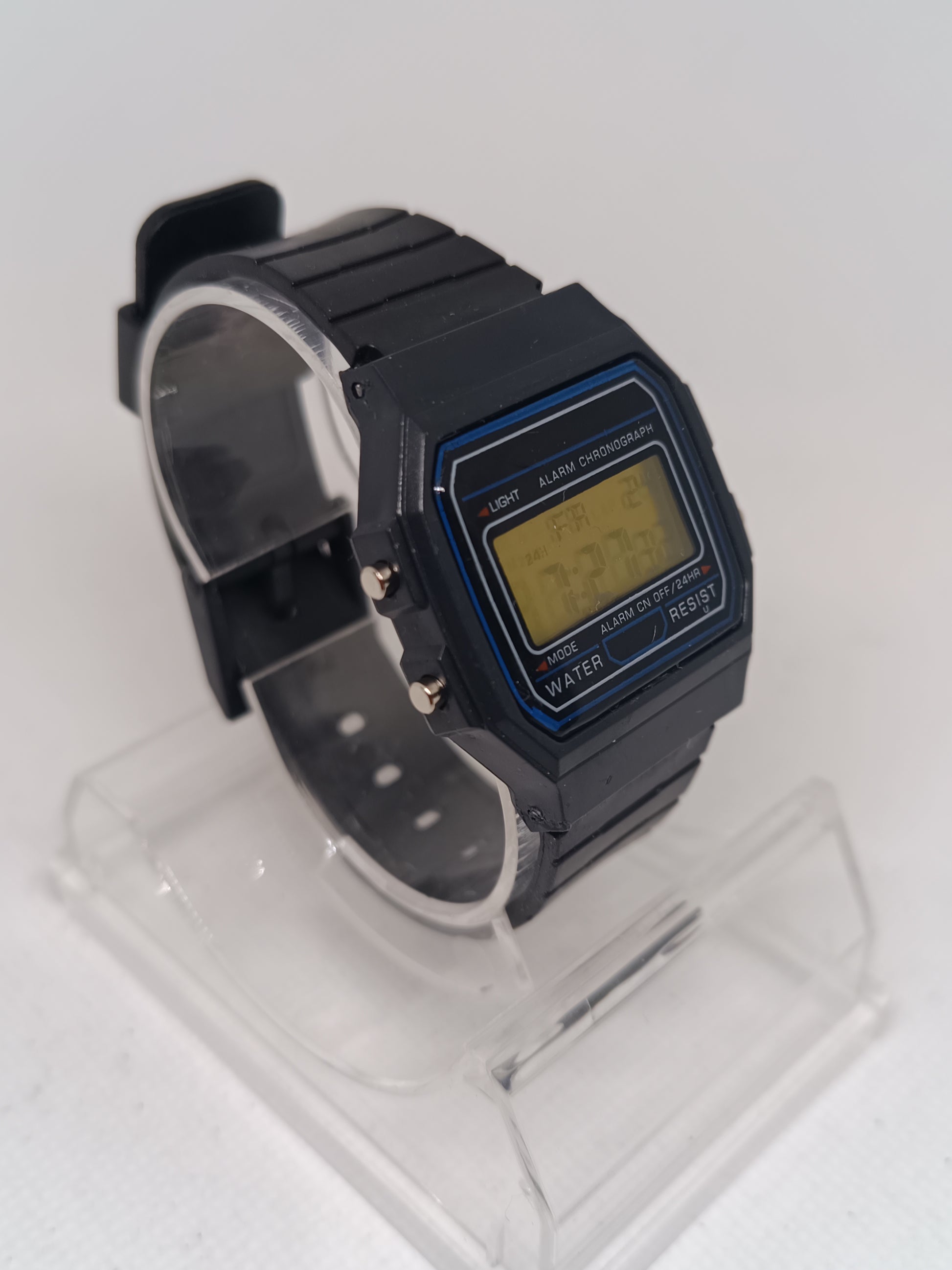 Casio style watch with yellow screen mod