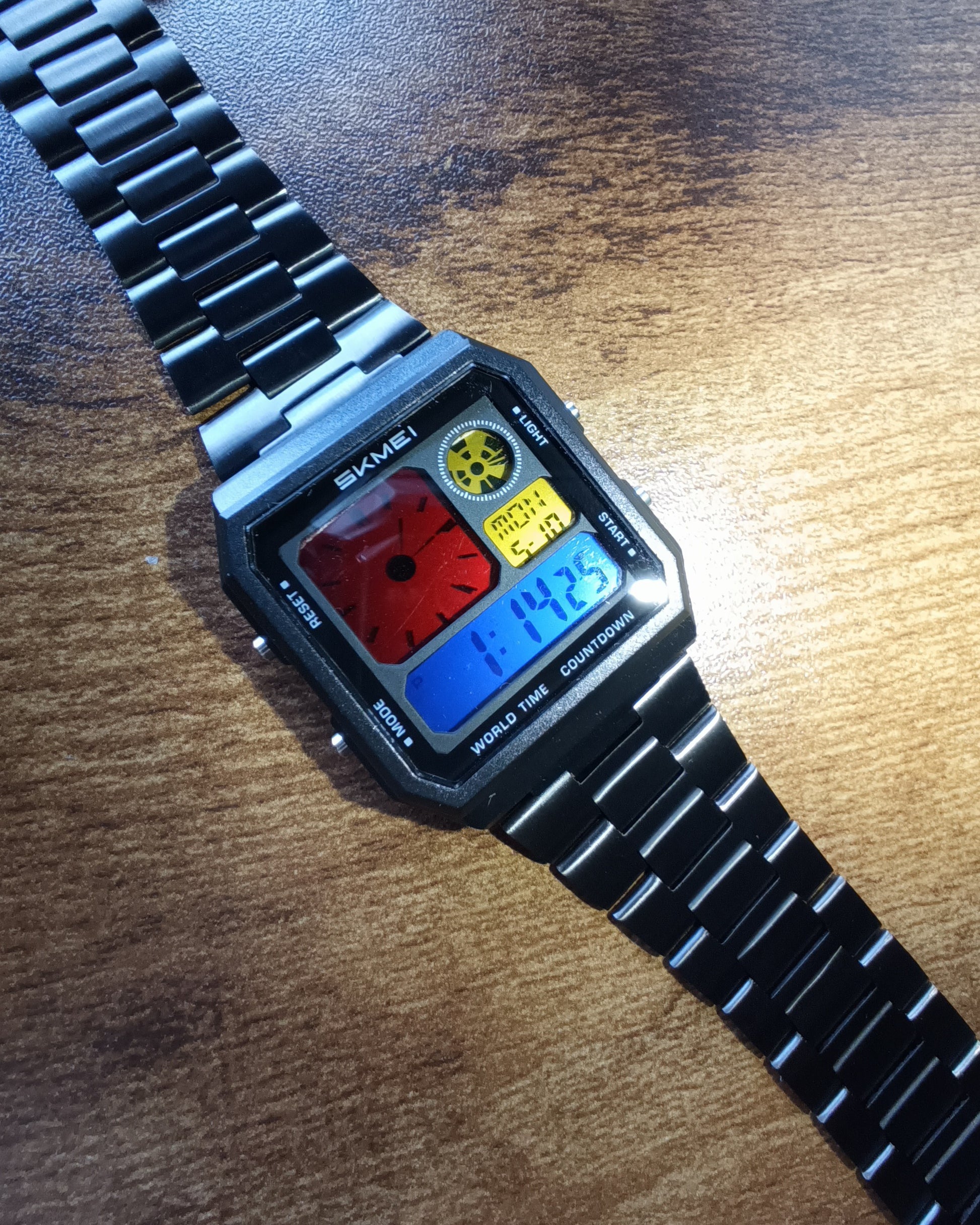 Skmie 2353 mens watch Black with primary screen mod