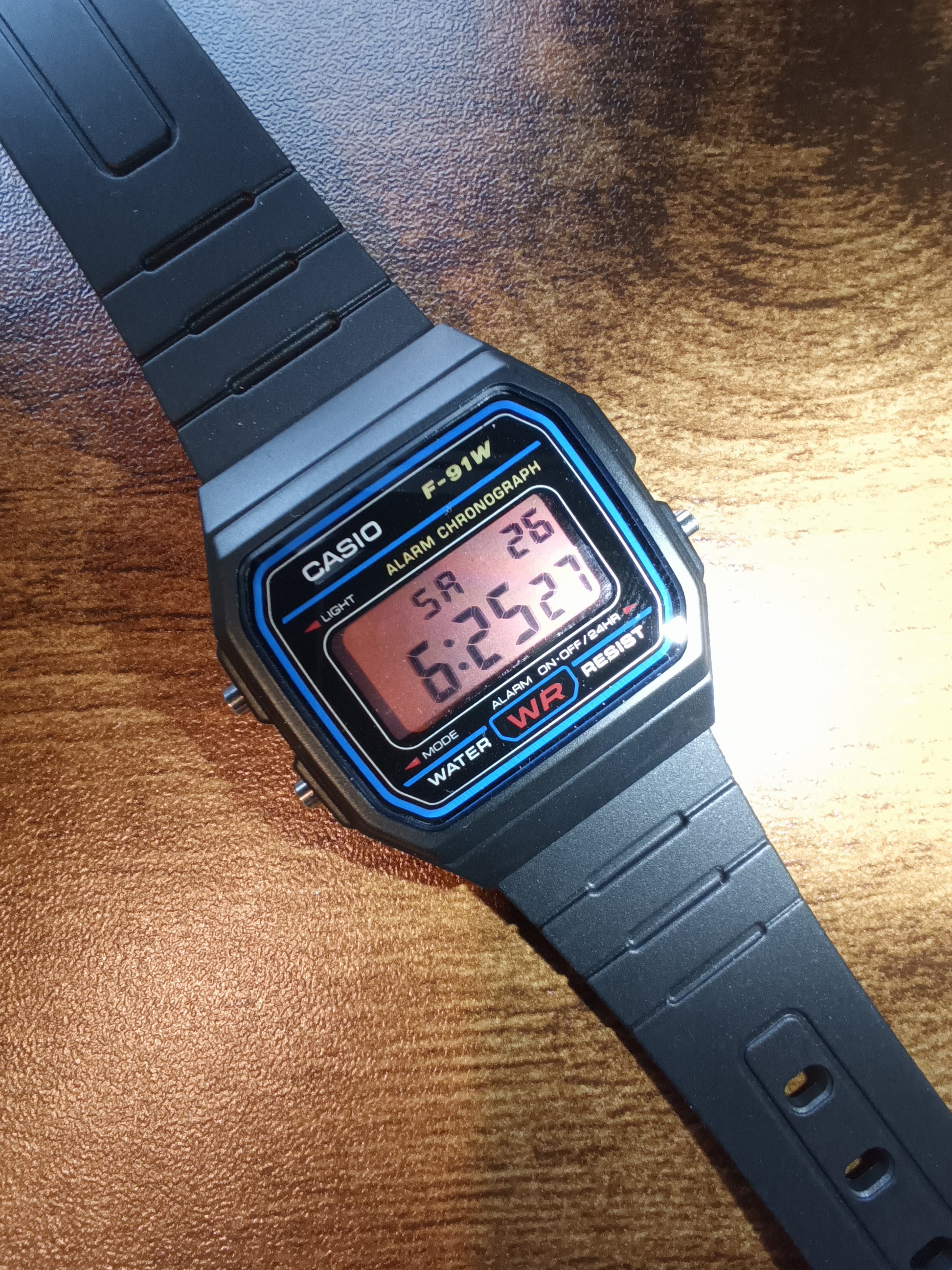 Casio F-91W with screen mod (salmon)