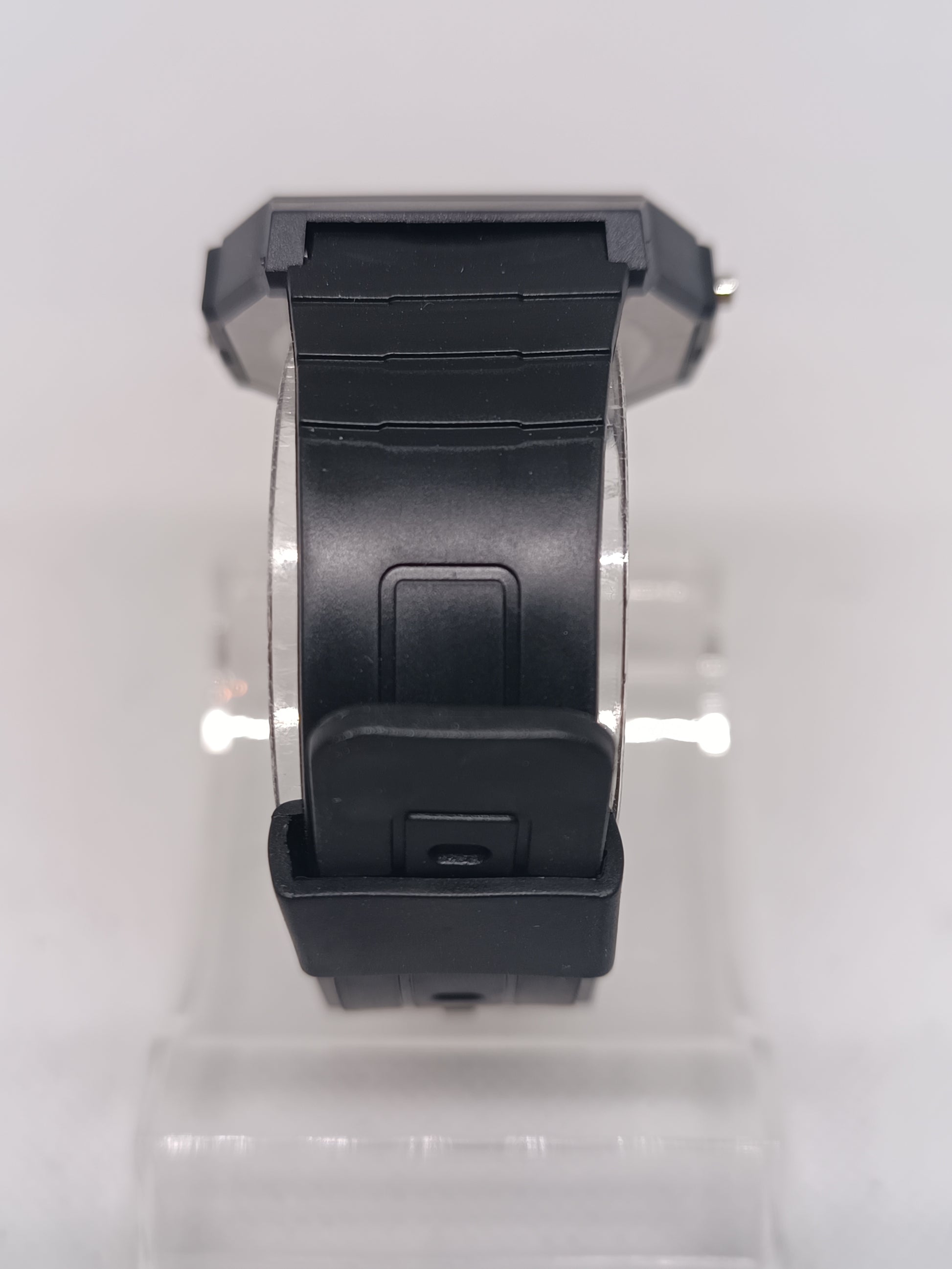 Casio style digital watch with blue screen mod