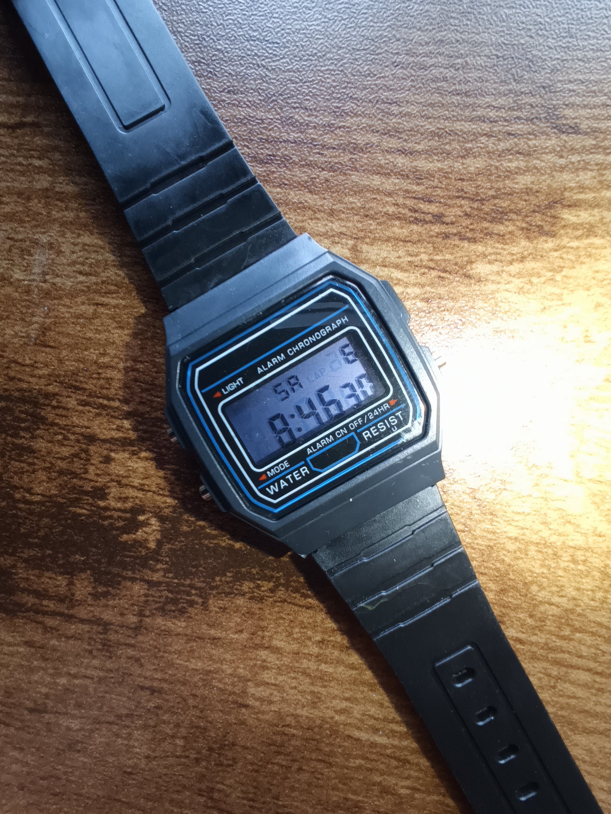 Casio style watch with lilac screen mod