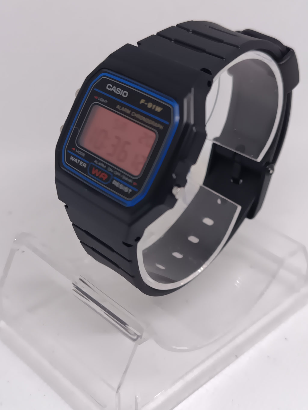 Casio F-91W with screen mod (salmon)