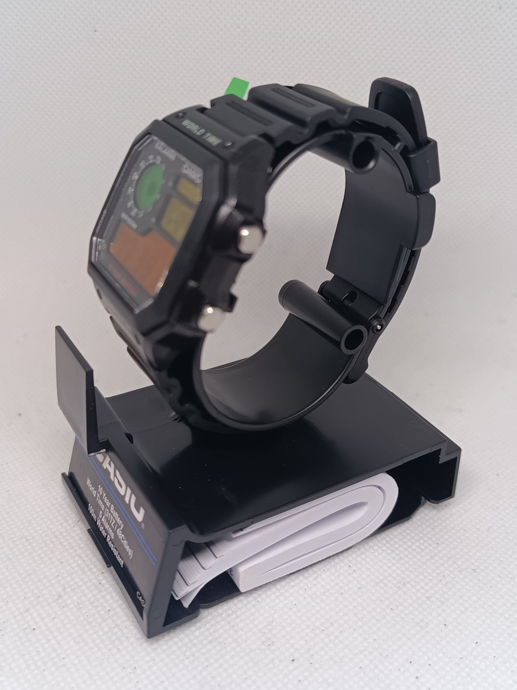 Casio AE-1200 with tropical screen mod