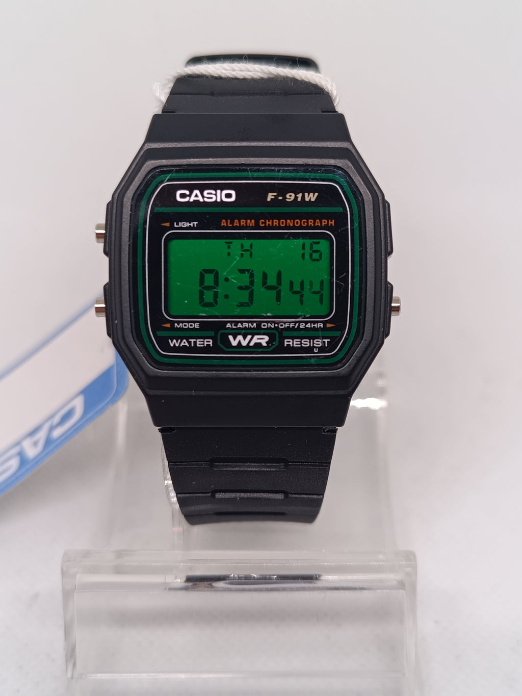 Casio F-91W with forest green screen mod